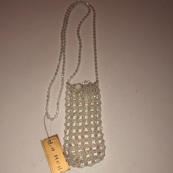 LA REGALE AB Beaded crossbody/ cellphone or tissue holder, great for bride - Picture 1 of 9